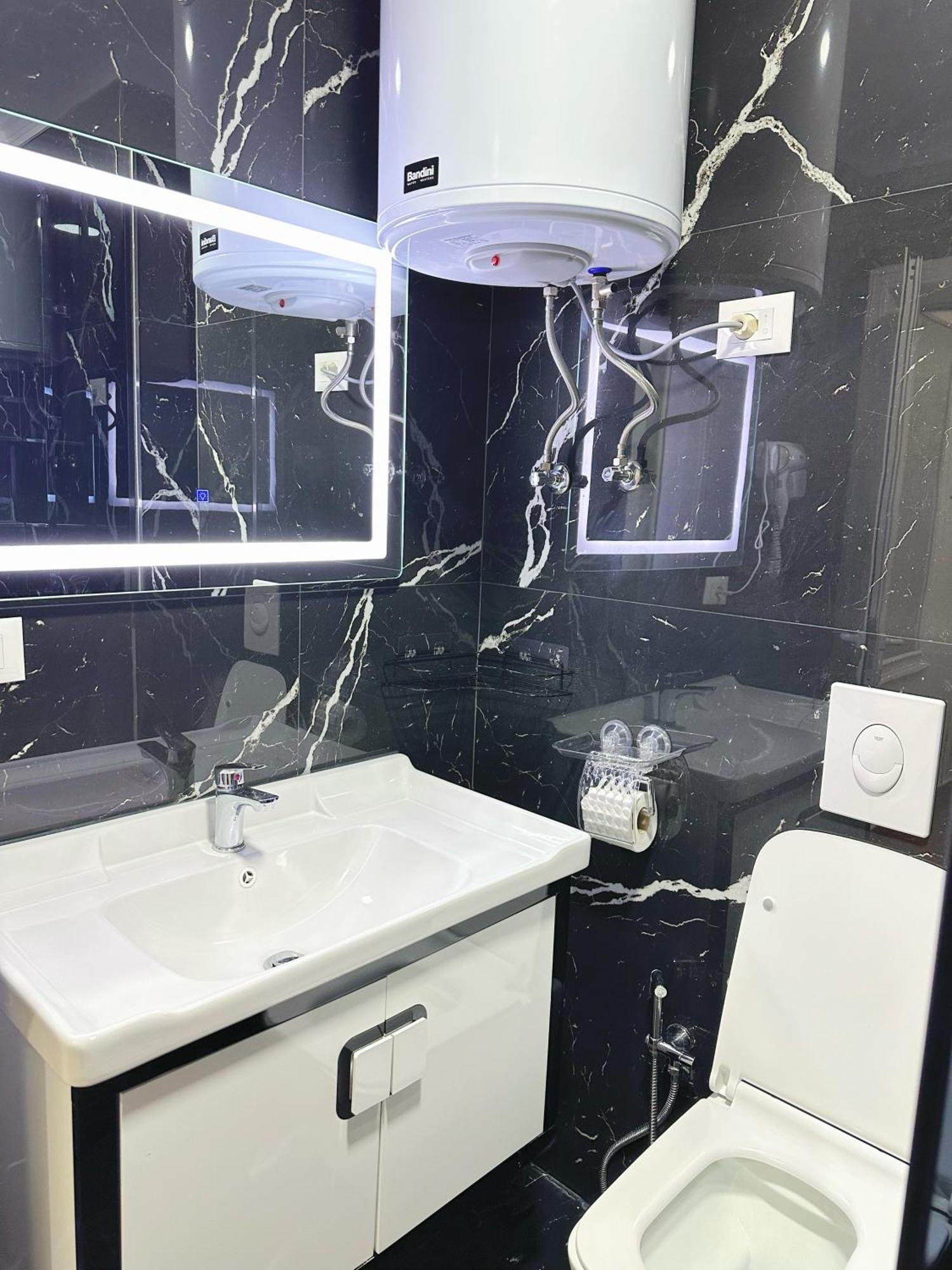 Bamisa Apartamets * Golem (Tirana)